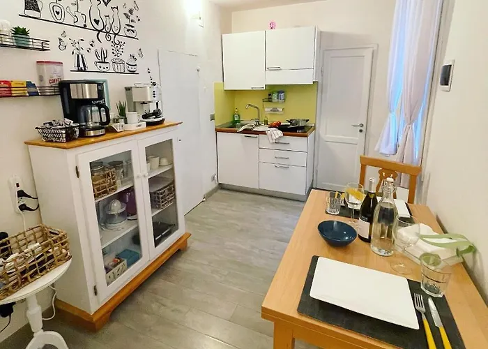 Leonardo Suites